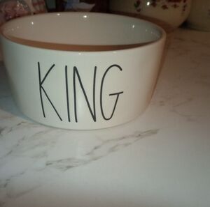 Rae Dunn Water Container